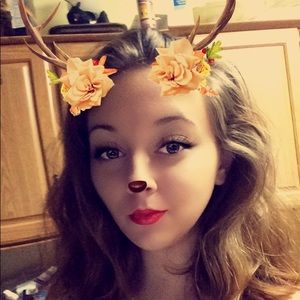 Meet your Posher, Hali